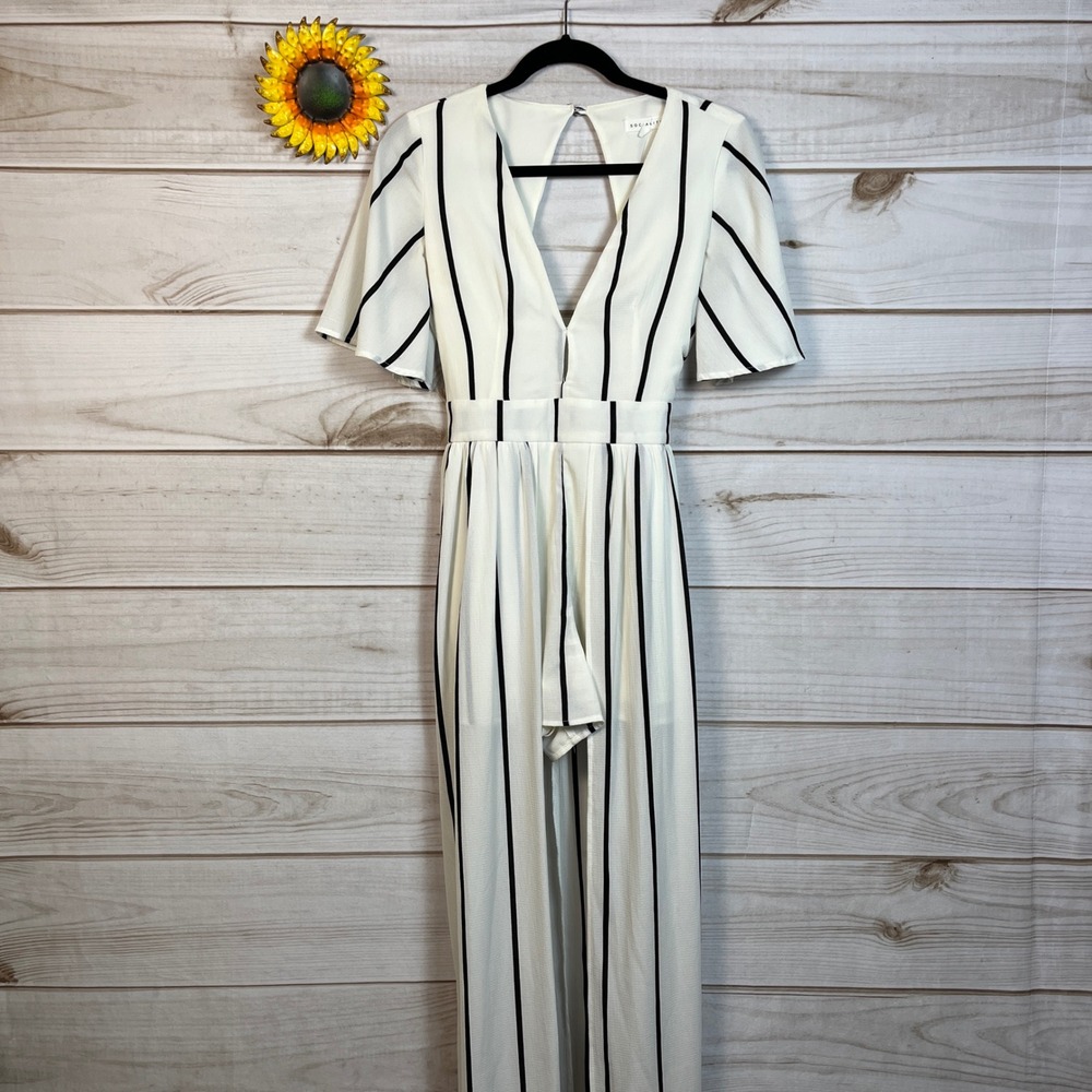 Socialite Stripe Wide Leg Jumpsuit Romper Keyhole Back small short Sleeve Maxi
